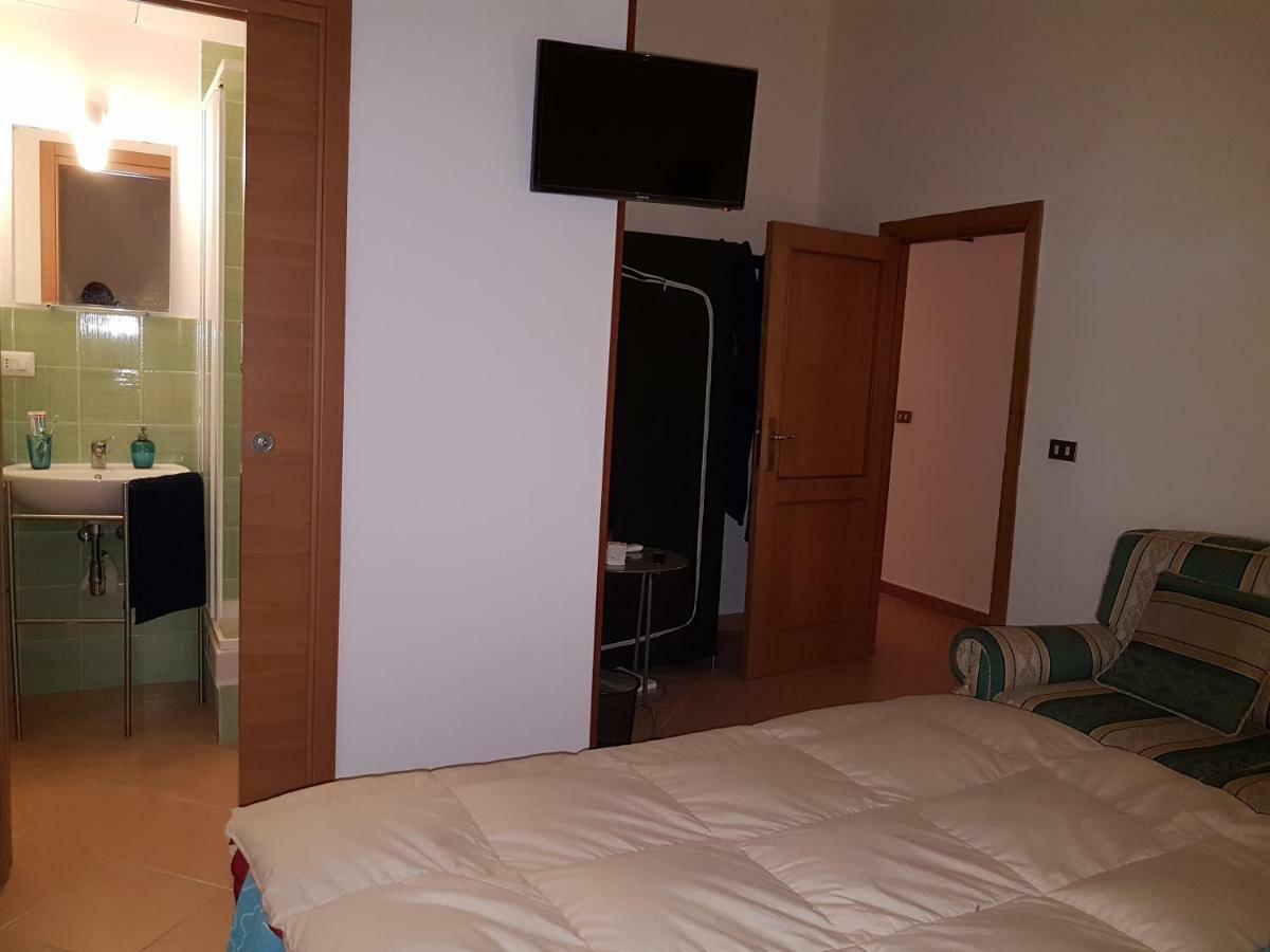 Ai Baretti B&B Napoli Esterno foto